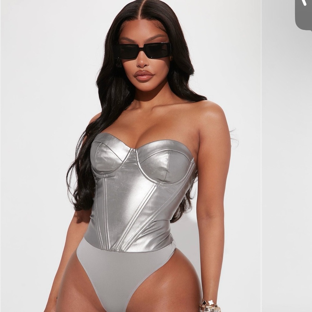 Fashion Nova Silver Strapless Bodysuit